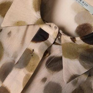 Blusa fluida estampada Decenio - Thumbnail Image 4